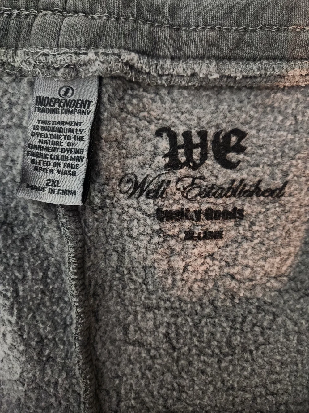 NWOT Skeleton Rose Grunge Men's Sweat Shorts
